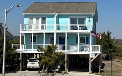 Mom's Gift / 256-B Brunswick Ave West