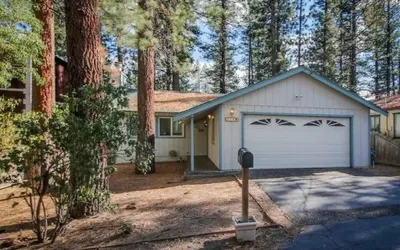 838 Placer Avenue