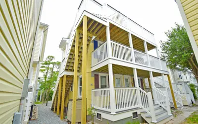 Parrot Bay-Key West Cabanas 42