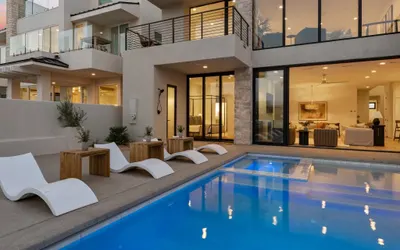 Lagoon Life Beach House