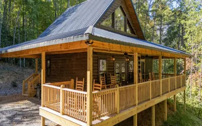 Ruby's Retreat - 1 Bedrooms, 1.5 Baths, Sleeps 8