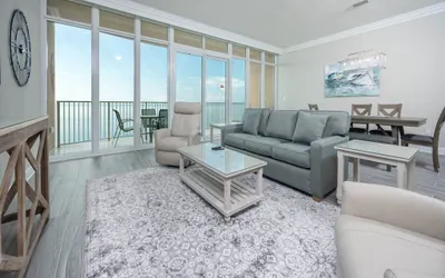 Phoenix Gulf Towers 2606