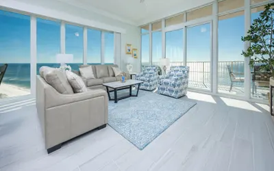 Phoenix Gulf Towers 2408