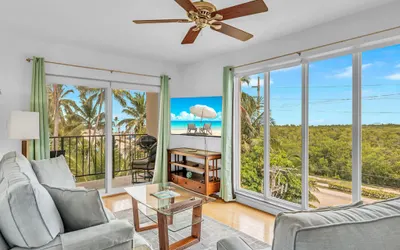 Updated Unit with Beautiful Florida Bay Sunsets