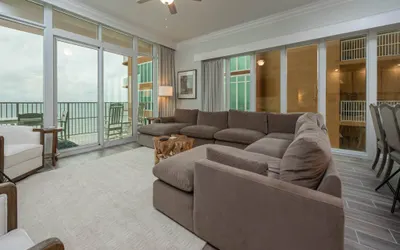 Phoenix Gulf Towers 1405