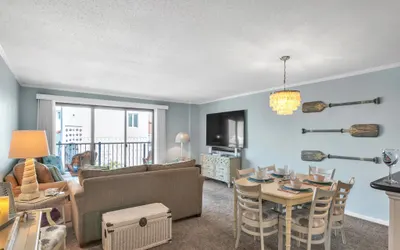 Chic Ocean City Condo Steps from the Beach