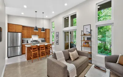 500 House - Unit A