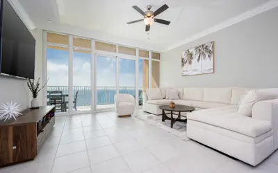 Phoenix Gulf Towers 2007