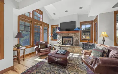 Union Creek Townhome 164D New Listing!