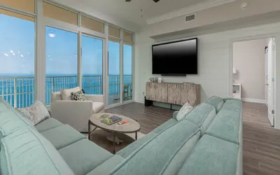 Phoenix Gulf Towers 2704