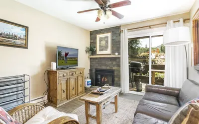 E108 W Beaver Creek Blvd