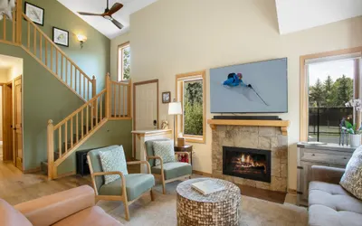 470 Homestead Unit 13