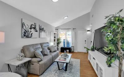 Charming Getaway in the Heart of DFW