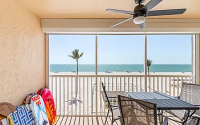 25840 Dolphin Way of Hickory #204