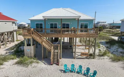 Still Waters - 2415 Bienville Blvd