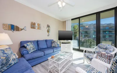 Phoenix on the Bay 1314