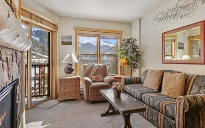 Copper Springs 1 Bedroom Condo #304