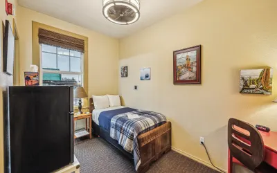 Hotel Cathlamet Room 224 - Single