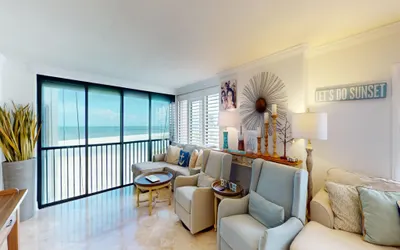 Sandarac 502B: Beachfront 3BR Condo w/ Pool & Views