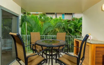 ROYAL MAUIAN #219