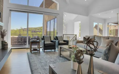 Sun Ridge Retreat