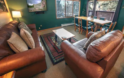 Timber Creek Chalets: 14