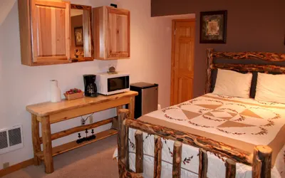 Fawn Valley Inn: 253