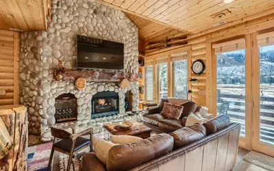 202 Chaparral Cabin Vibes at Deer Valley!