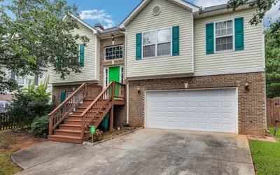 Atlanta Retreat w/ 2-Car Garage, Fenced Yard