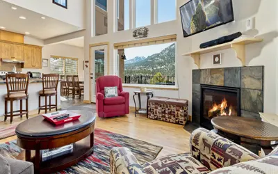 Vista Grande Vacation Rental by Estes Park Homes