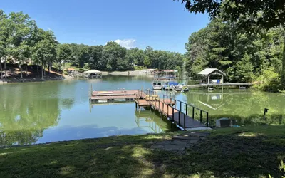 Spacious Hidden Paradise at Lake Norman
