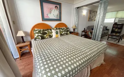 Hawaiian King Humble Oasis 1-Bedroom
