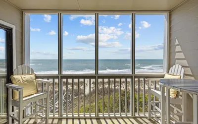 Breakers C24 - Shore Joy