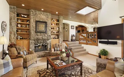 Ski-In/Ski-Out Luxury in the Heart of Snowmass
