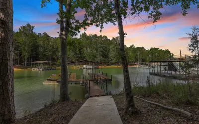 Milltown Cove Escape on Lake Hartwell