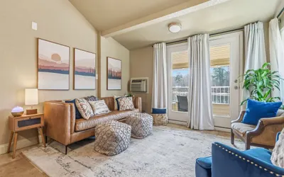 Clearwater Golden Escape on Lake Hamilton