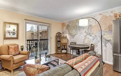 1565 NW Wall St 144/145