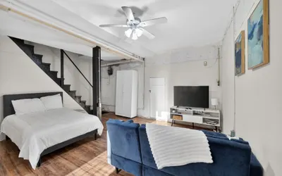 Cozy Baltimore Studio