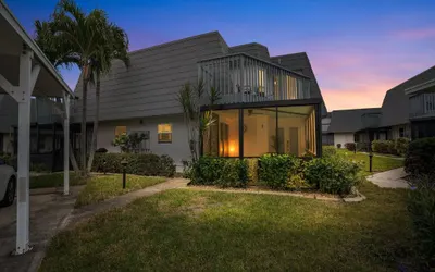 Relaxing 2BR Fort Myers Getaway Near Beaches