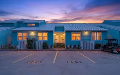 Bayfront Kontiki 301