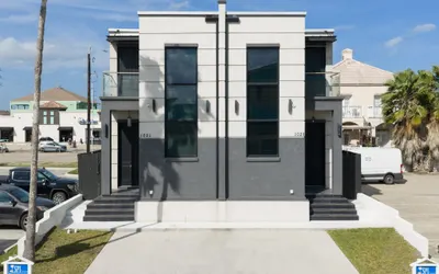 102B E. Whiting (Casa Lolita)