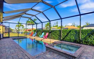 South Gulf Cove Private Pool & Spa Vacation Home - Canal Access to Charlotte Harbor!