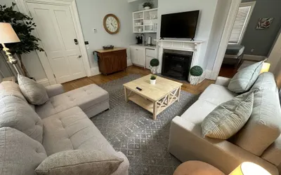 Spacious Suite 1 Bed/ 1 Bath/ Pullouts Sofas - Unit 5