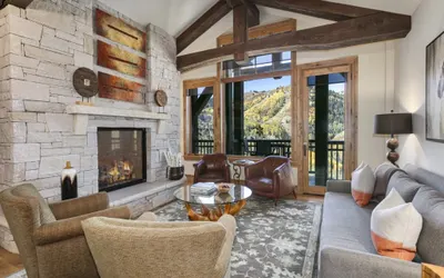 Ski-In/Ski-Out Deer Valley Escape