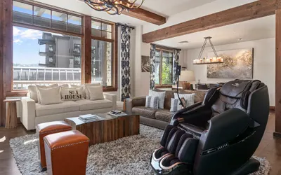 Ski-In/Ski-Out 3BR Deer Valley Retreat