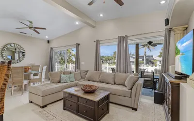 5535 Casa de Lujo: Heated Pool w/ Water Views