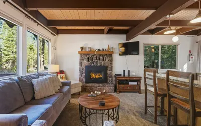 COH0885 - Skyline Divine