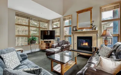 Fantastic Mountain Home Near Ski Lifts