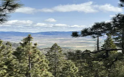 HNC0617 - Stagecoach Summit Retreat