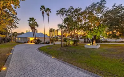 8753 N. Lagoon Dr. - Waterside Oaks on Grand Lagoon